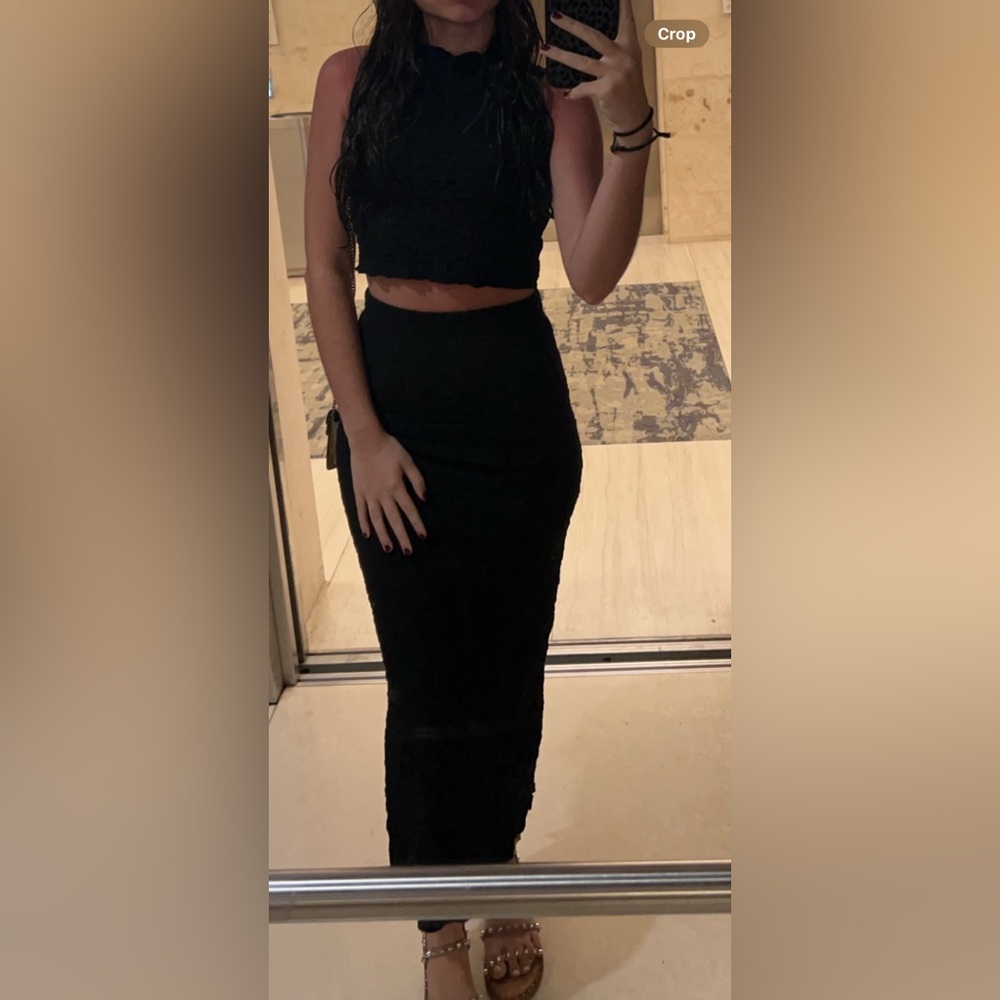 Elegant Black Pencil Skirt for Women and Top